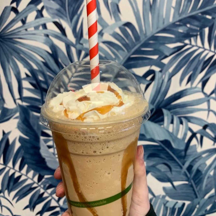Aloha Ices: Ice Cream Parlour, Sundaes, Coffee, Smoothies, Sheringham