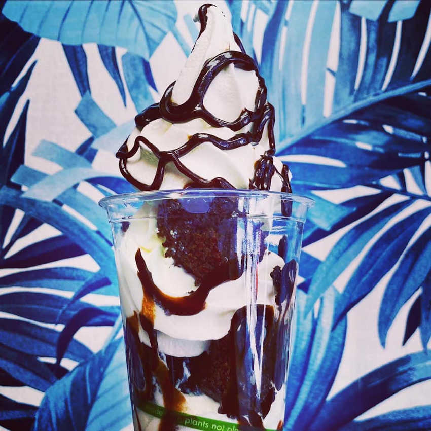 Aloha Ices: Ice Cream Parlour, Sundaes, Coffee, Smoothies, Sheringham
